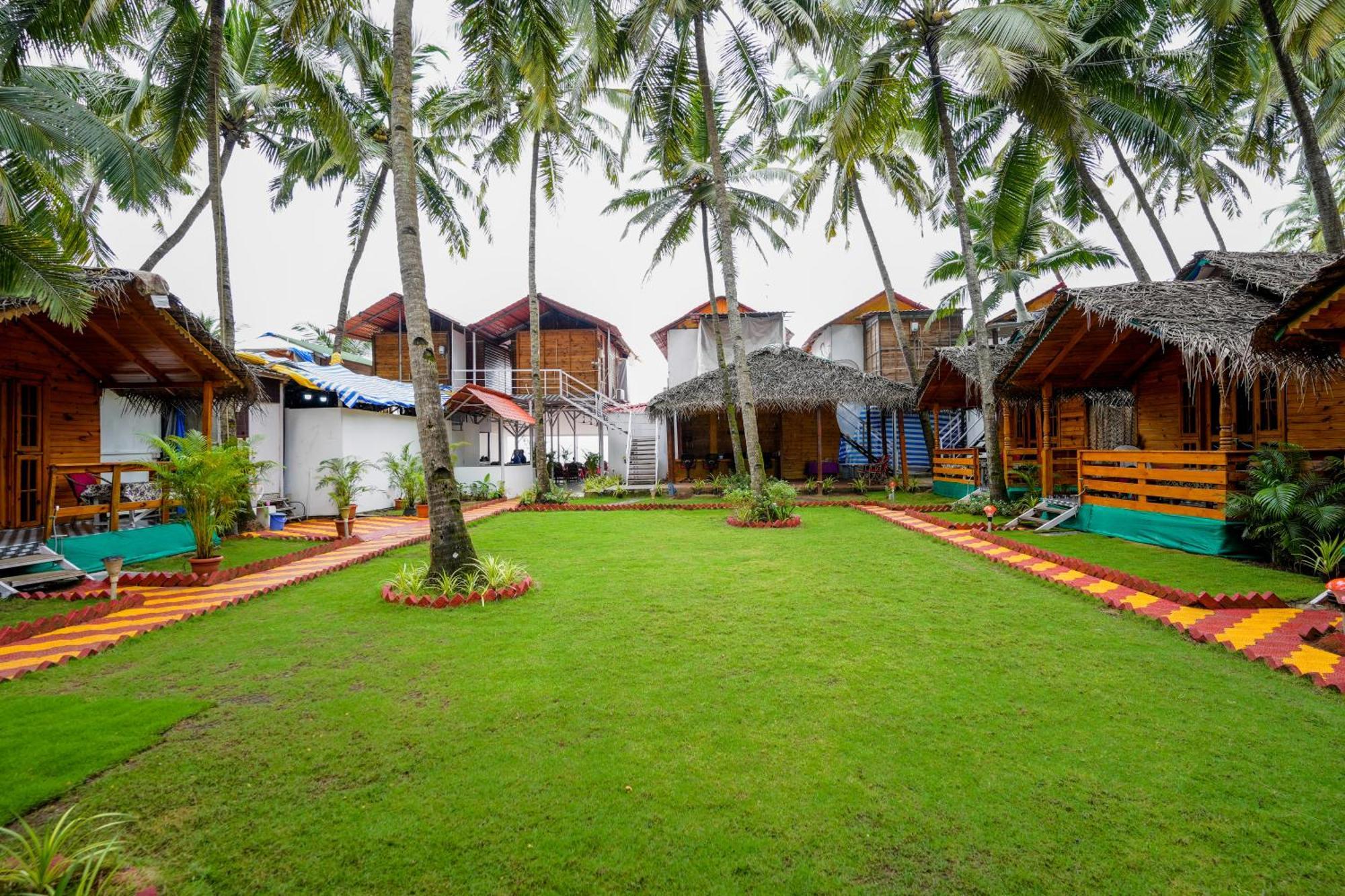 Om Sai Beach Resort Agonda Exteriör bild
