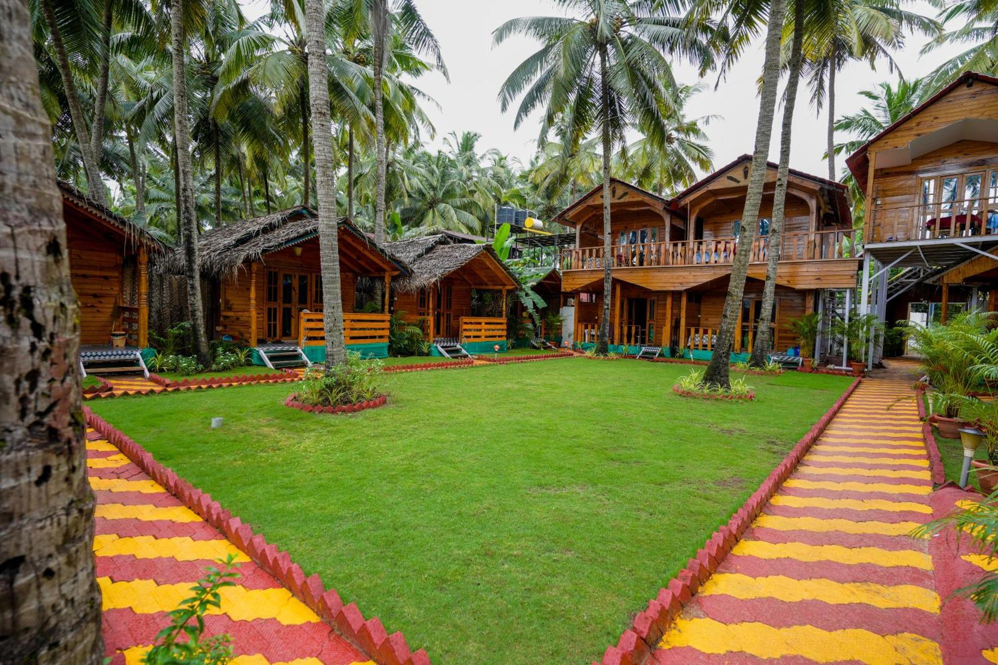 Om Sai Beach Resort Agonda Exteriör bild