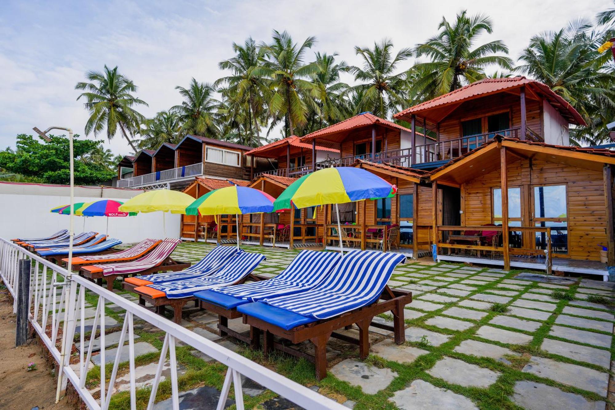 Om Sai Beach Resort Agonda Exteriör bild